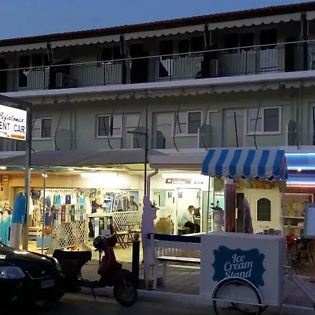 Tzakis Lassi Apartmanhotel