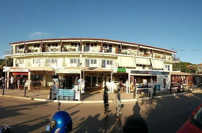 Tzakis Lassi Aparthotel